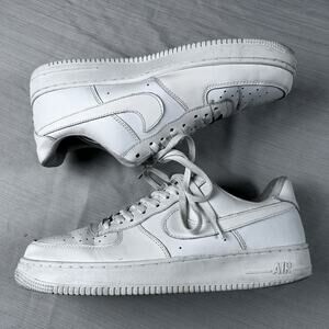 Nike Air Force 1 07 Low Triple White Mens Size 13 White Casual Leather Sneakers